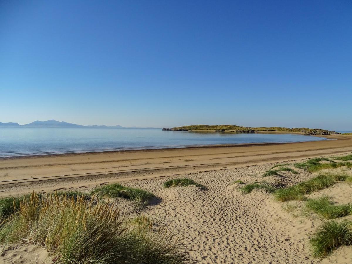A Mor Apartment Llanfairpwllgwyngyll ภายนอก รูปภาพ